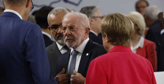 Lula choca ao declarar "nunca fui esquerdista" em conversa vazada no G7 e se autodenomina "anticomunista"