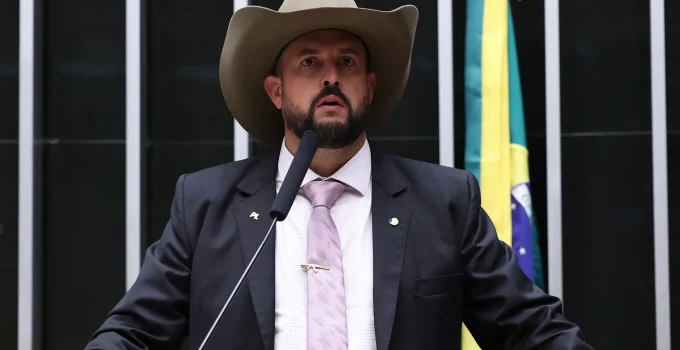 Anistia de Multas em Rodovias: Caminhoneiros e Transportadoras Serão Beneficiados com Perdão de Dívidas