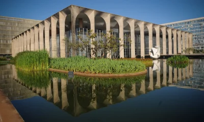 Itamaraty Celebra Acordo de Paz Histórico entre EUA e Irã e Pede o Fim Imediato de Todas as Hostilidades no Oriente Médio