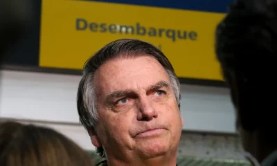 Alexandre de Moraes determina depoimento de Bolsonaro à Polícia Civil sobre pistola apreendida em blitz