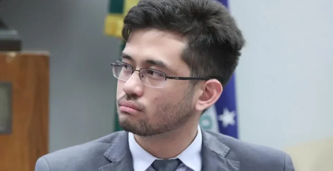 Kim Kataguiri desiste de Governo de SP e almeja cargo de Ministro em futuro governo Renan Santos