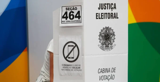 Abstenção Eleitoral: Desafio Crescente para a Corrida Presidencial de 2026 e o Futuro da Democracia Brasileira