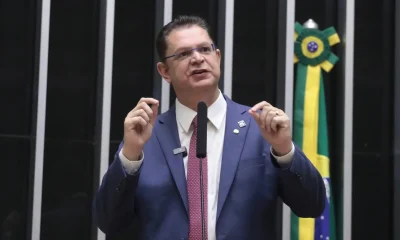 PF mira Sóstenes Cavalcante: Assessores e advogados alvos em nova fase da Operação Rent a Car por desvio de verba parlamentar