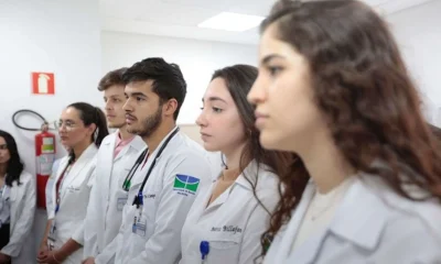 Governo Lula lança Enamed: Prova para médicos gera polêmica e divide opiniões entre CFM e faculdades