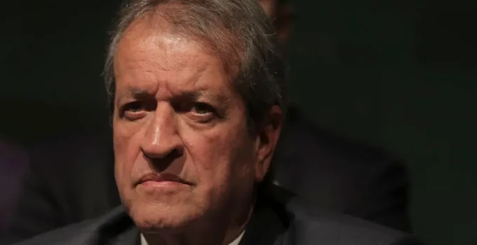 Defesa de Valdemar Costa Neto critica bloqueio de R$ 119 milhões do STF e alega "criminalização da política"