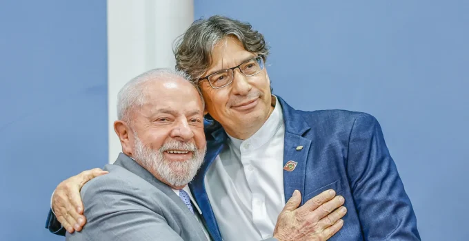 Servidores do IBGE em Alerta: Greve Nacional em Agosto Contra Gestão de Marcio Pochmann e Cortes de Verbas