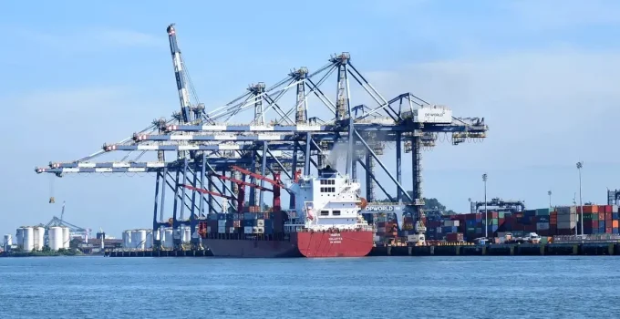 Governo Brasileiro Amplia Isenções e Destina R$ 130 Milhões para Impulsionar Exportações para os EUA e Novos Mercados