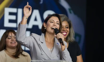 Zema propõe Michelle Bolsonaro como vice para 2026 e ex-primeira-dama recusa: "Não há possibilidade"