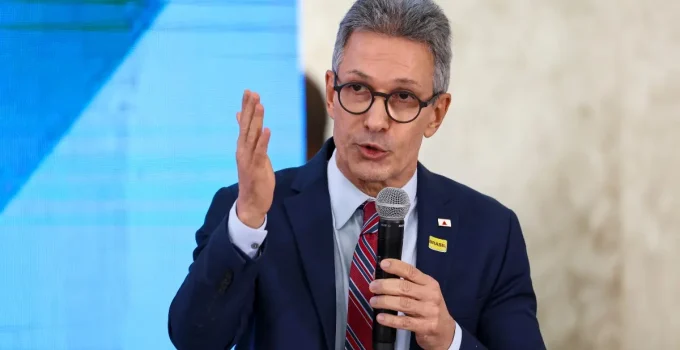 Zema cogita Michelle Bolsonaro como vice em 2026, enquanto Argentina se torna tetra vice-campeã da Copa do Mundo em placar apertado contra Espanha