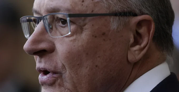 Alckmin afasta retaliação a EUA após tarifas sobre produtos brasileiros e foca em 'corrigir injustiças' com instrumentos adequados