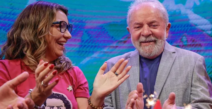 Lula 3 em Rota de Recorde: Gastos com Cartão Corporativo Superam R$ 55 Milhões em Governo de Ostentação