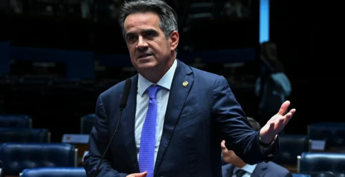 Ciro Nogueira desmente apoio do PP a Flávio Bolsonaro e revela impasse em alianças eleitorais