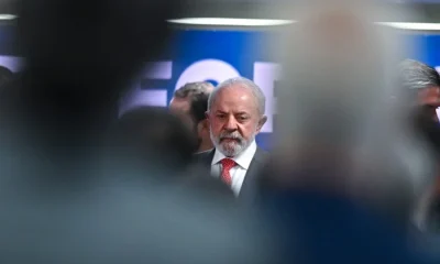 Lula barra inspetores dos EUA em urnas brasileiras e repercussão mundial explode: entenda o caso