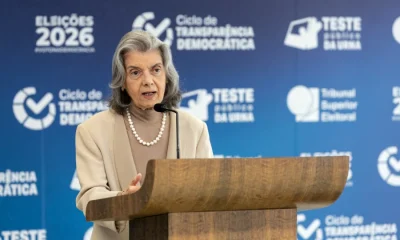 Cármen Lúcia Alerta: Democracia Brasileira Firme Contra Interferências Externas, Brasileiros Decidem o Futuro