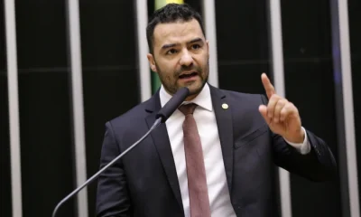 Moraes impede Arthur do Val, o "Mamãe Falei", de voltar à política: decisão veta candidatura em 2026