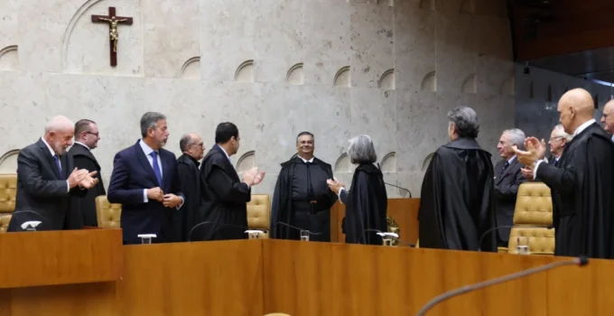 Rivais de Lula Ignoram Poder do STF: Promessas Eleitorais em Risco Frente à Corte que se Autoproclama Guardiã da Democracia