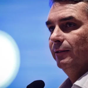 Flávio Bolsonaro: Eleição de 2026 definirá o futuro do Brasil pelos próximos 50 anos e a liberdade individual