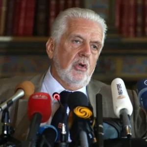 Sigilo de investigações sobre Jaques Wagner no Caso Master é levantado por Mendonça: o que dizem os documentos?