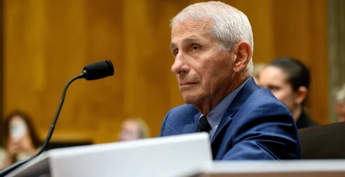Fauci em Queda Livre: A Falha do Governo de "Especialistas" e o Perigo da Tecnocracia Descontrolada