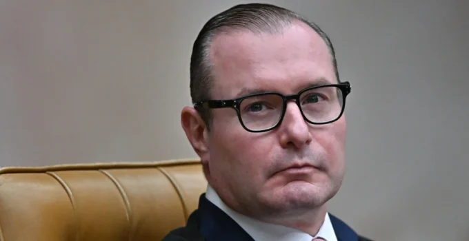 Zanin arquiva inquérito contra Ministro Og Fernandes do STJ por suposta venda de decisões; PGR aponta falta de provas