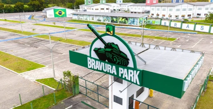 Bravura Park: Conheça o 1º Parque Temático Militar da América Latina em Santa Catarina com Passeios em Tanques Reais!