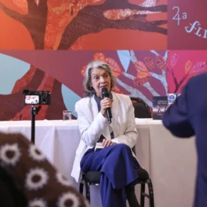 Cardeal Poeta, Ministra do STF e Deputada na Flip: O Mistério da Indigência Ideológica em Meio à Politização da Literatura