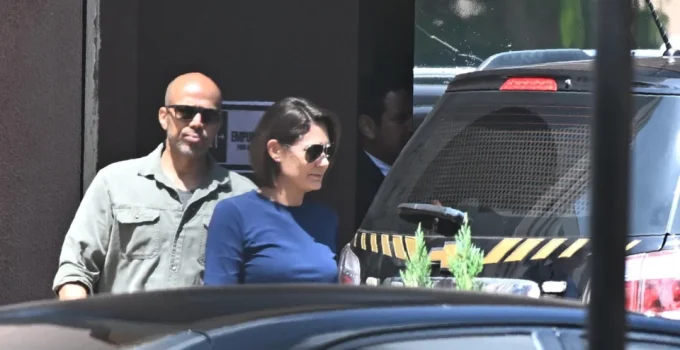 Michelle Bolsonaro: Ex-primeira-dama enfrenta 16 dias de dor de cabeça refratária e busca alívio em bloqueio anestésico