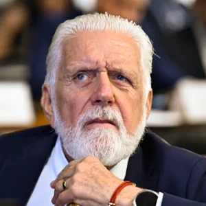 Senador Jaques Wagner é Apontado pela PF por Atuar em Favor do Banco Master em Pautas Estratégicas no Senado