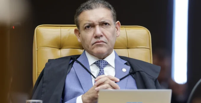 Decisão STF: Nunes Marques libera ex-senador Acir Gurgacz para disputar eleição em Rondônia após revisão criminal