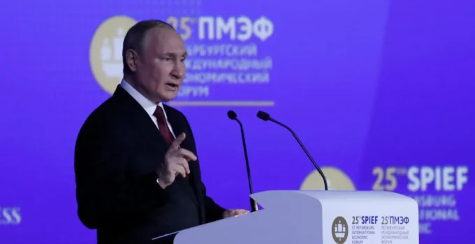 Supremo Russo Barrra Partido Opositor a Putin de Concorrer em Eleições Parlamentares Após Acusações de Rodina