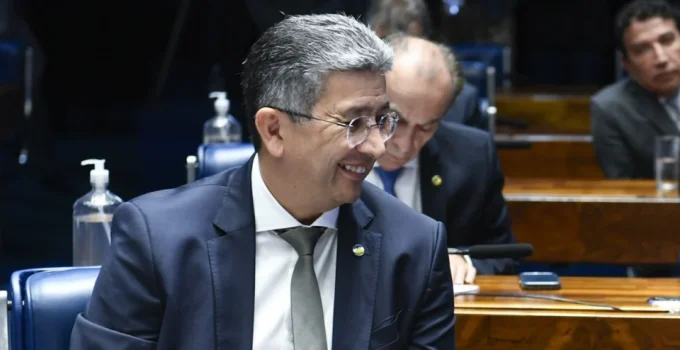 Ex-governador de Roraima, Edilson Damião, recebe sinal verde do TRE para disputar Senado em 2026 após cassação