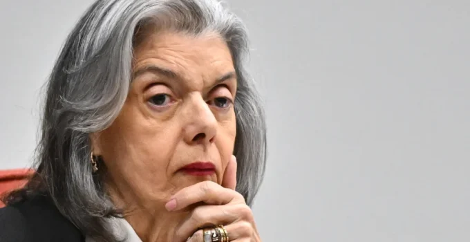 Cármen Lúcia: Liberdade de Imprensa no Brasil é Inquestionável, mas Sigilo da Fonte Gera Debate no STF