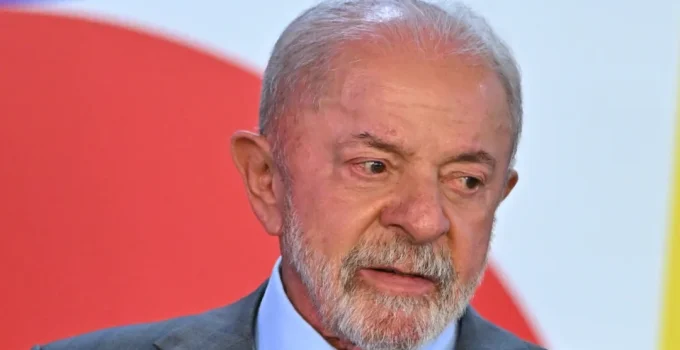 Governo Lula: Desaprovação Cresce para 48%, Enquanto Aprovação Fica em 46%, Diz Nova Pesquisa Quaest