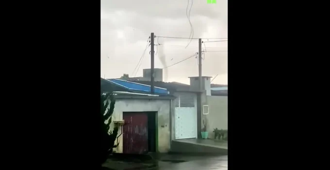 Tornado F2 Devasta São José dos Pinhais: Ventos de 180 km/h Deixam Rastro de Destruição e Feridos Leves
