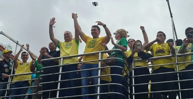 Campanhas Presidenciais de 2026: Lula, Flávio Bolsonaro e Outros Lançam Jogos Eleitorais em Redutos Estratégicos