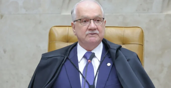 Fachin Lança Cartilha Explicativa Sobre "Penduricalhos" de Juízes em Meio a Pressão Pública e Críticas Políticas