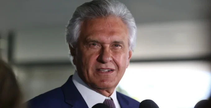 Caiado Propõe Combate ao "Terrorismo Doméstico" e Polícia Sul-Americana em Plano de Segurança Presidencial