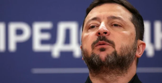 Zelensky rejeita eleições na Ucrânia em meio à guerra: "Democracia não pode ser refém da Rússia", diz ex-aliado