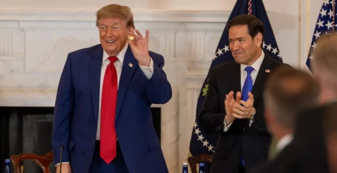 Doutrina Donroe: Embaixadores Políticos de Trump Desafiam China e Rússia nas Américas e Geram Tensão com Governos Locais