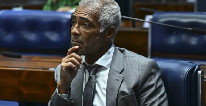 Romário: De Aliado de Bolsonaro a Não Descartar Apoio a Lula em 2024, O Que Mudou?