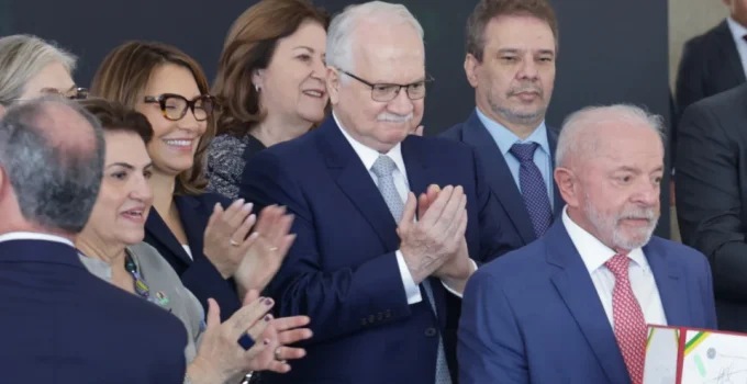 Janja e Fachin debatem Pacto Nacional contra Feminicídio: Ações urgentes e dados revelam avanços no combate à violência contra a mulher