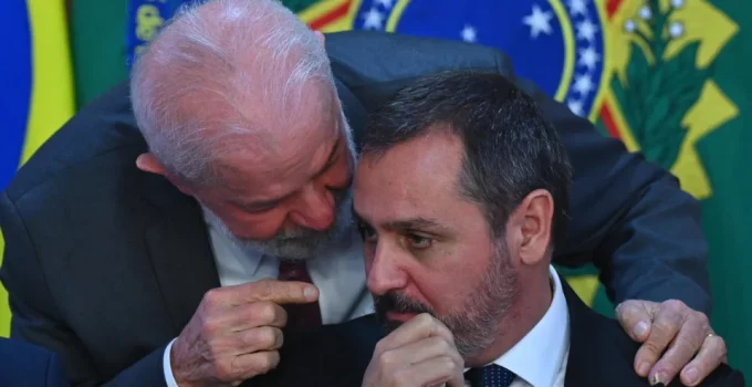 Lula Aciona STF e PF para Deter Vazamentos de Mensagens de Lulinha e Culpa Flávio Bolsonaro por Ataques Políticos