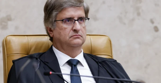 PGR Pede Anulação de Relatório da PF Contra Moraes e Acusa Mendonça de Atropelar Rito do STF