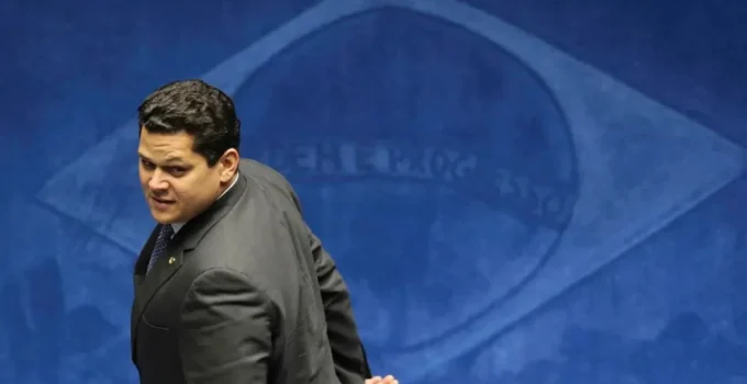 Lei do Impeachment: Entenda por que a Mesa do Senado, e não Alcolumbre, tem o poder de decidir sobre pedidos contra ministros do STF