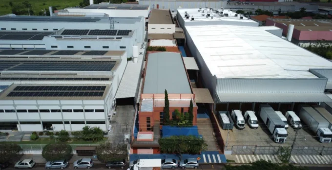 Liderança Feminina e Capacitação: Helianto Farmacêutica Ascende ao Topo das Melhores Empresas para Trabalhar