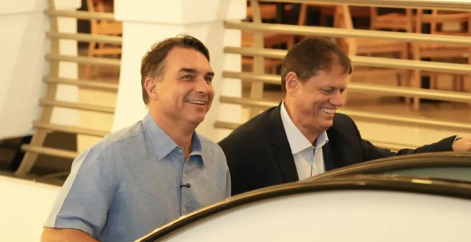 7 de Setembro: Flávio Bolsonaro aposta em ato na Paulista para virar jogo no Sudeste contra Lula