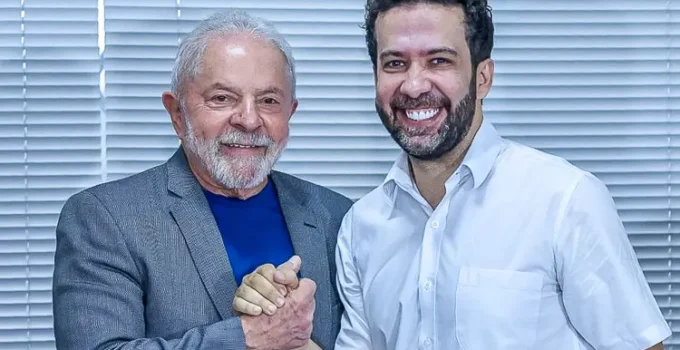 Janones Engana Parlamentares com Falso Direito de Resposta a Nikolas Ferreira e Gera Onda de Comemoração Direitista