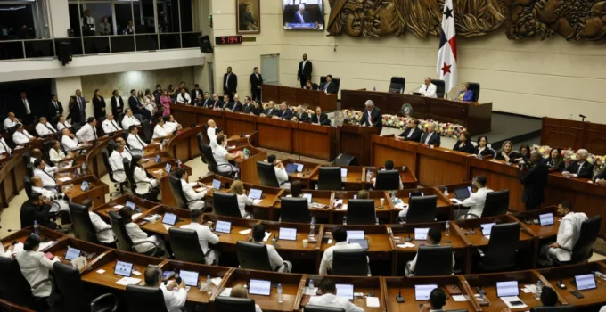 China Acusada de Interferir no Parlamento do Panamá Após Contato com Taiwan: Deputados Rebatem Pressão de Pequim