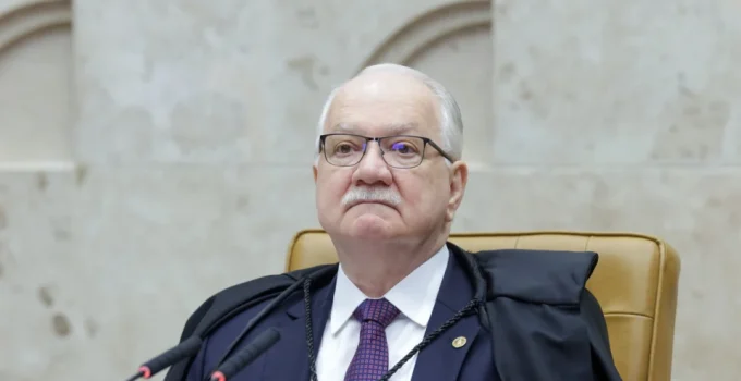 Crise no STF: Demora em Ações Gera Temor de Desobediência Civil e Ameaça à Legitimidade das Decisões Judiciais