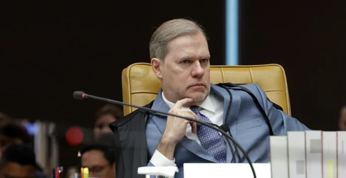 Caso Master: Toffoli reverte decisão e autoriza PGR a analisar material apreendido pela PF em operação contra o banco